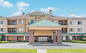 Courtyard By Marriott Rocky Mount